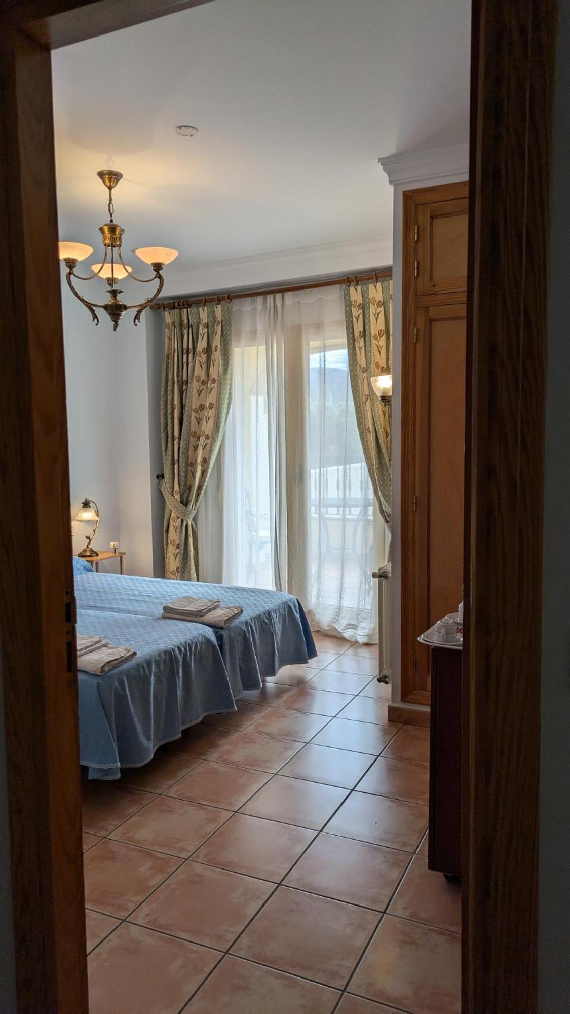 Homestay Casa Rosa Alcalali