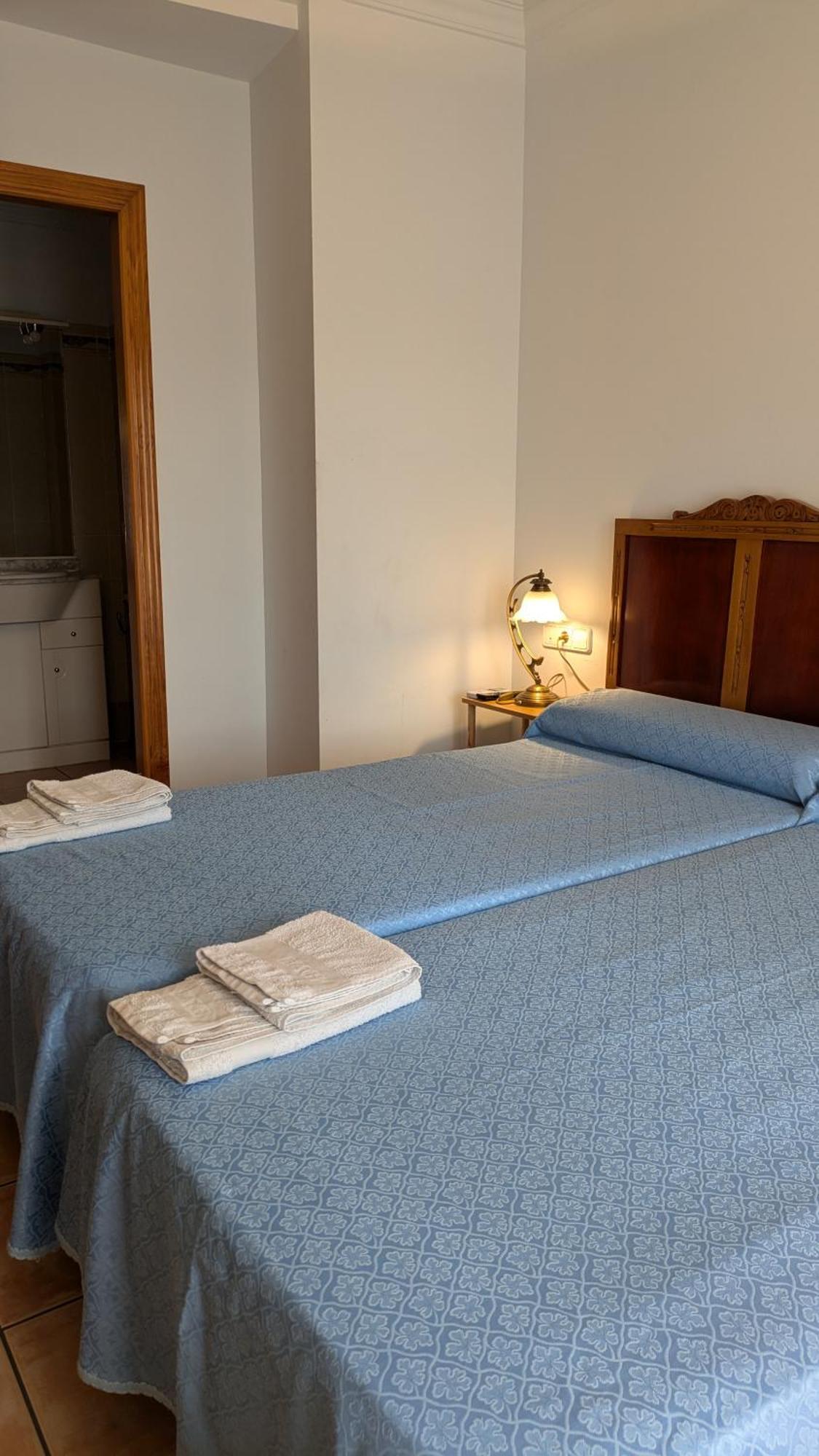 Casa Rosa Homestay Alcalali